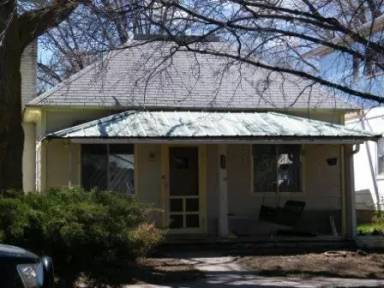 Main picture of 328 Onarga Ave