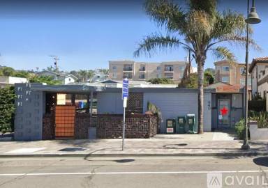 Main picture of 640 Dolliver St