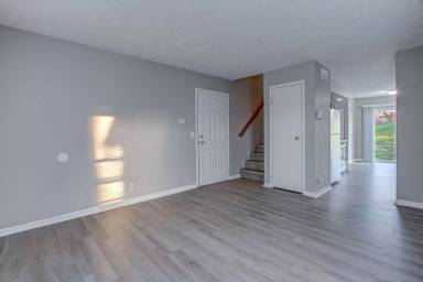 Main picture of 1752 Kentucky Ave