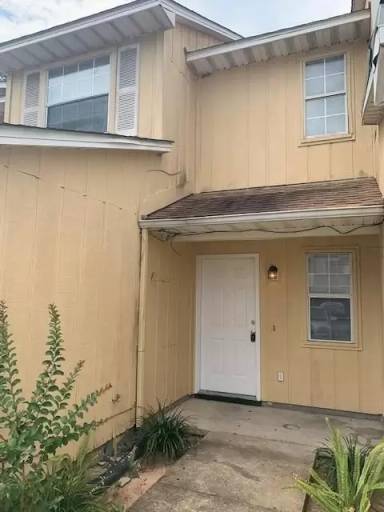 Main picture of 610 Virginia Oak Ct