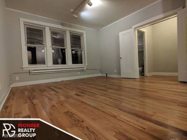 Main picture of 511 W Melrose St