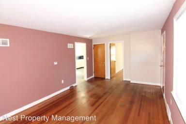 Main picture of 740 1/2 Sunset St