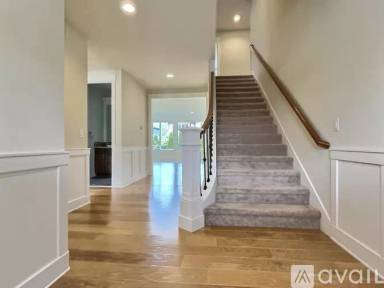 Main picture of 22978 SE 52nd St