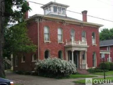 Main picture of 540 W 8th St