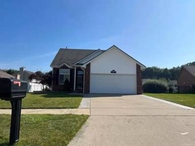 Main picture of 45344 Debbie Ct