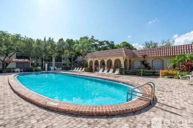 Main picture of 251 S Cypress Rd