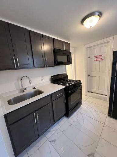 Main picture of 1700 S Charles St