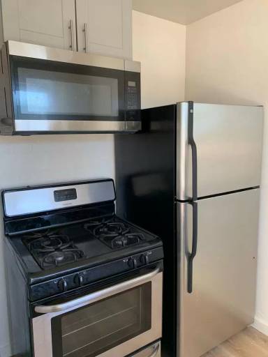 Main picture of 1772 27th Ave