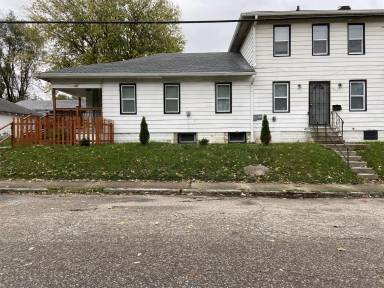 Main picture of 905 E Palmer St
