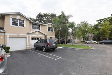 Main picture of 12162 SW 51st Pl