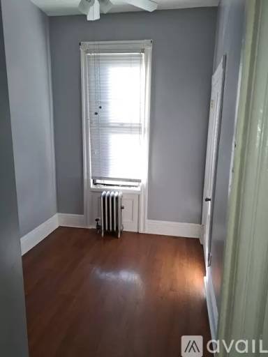 Main picture of 30 Suydam St