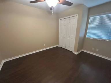 Main picture of 519 N Orlando Cir