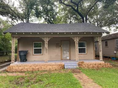 Main picture of 1427 Oakdale St