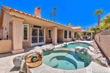 Main picture of 371 Cypress Point Dr