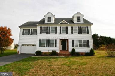 Main picture of 103 Headley Ct