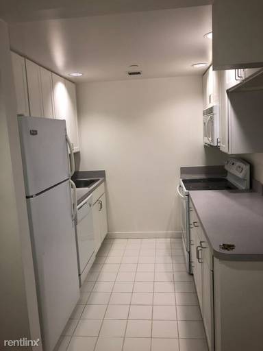 Main picture of 6554 Austin St