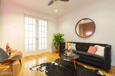 Main picture of 444 W 52nd St