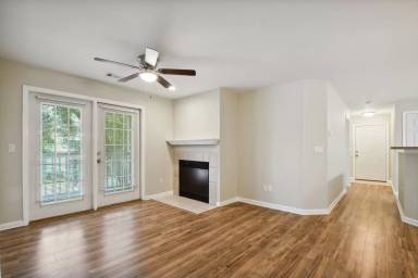 Main picture of Estate At Westbury