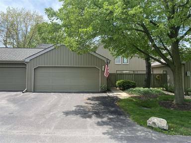 Main picture of 294 Hickory Ln