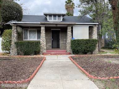 Main picture of 964 W Belleview St