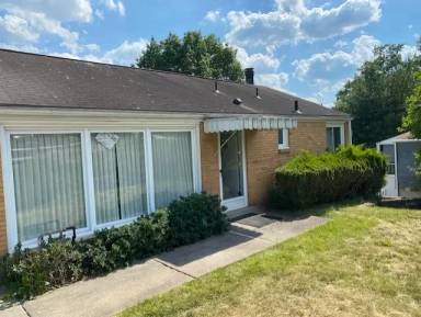 Main picture of 133 Gerard Dr