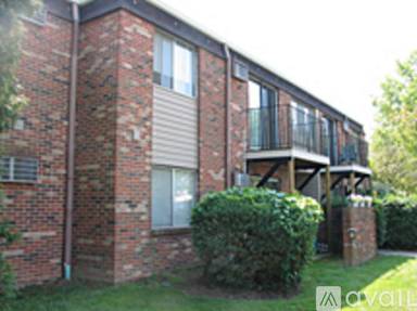 Main picture of 1100 King Louis Ct