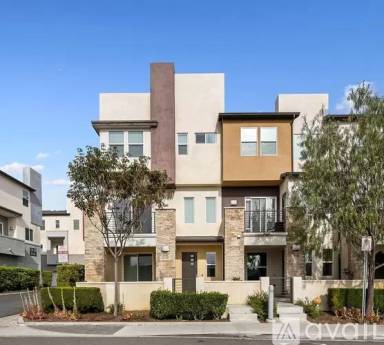 Main picture of 370 Broadway Dr