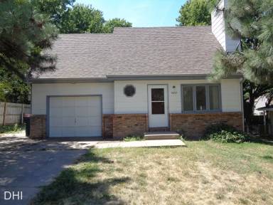 Main picture of 5201 S 37th St