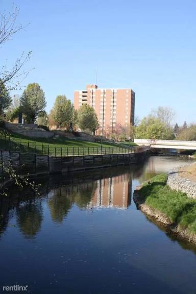 Main picture of Riverview Terrace Apartments