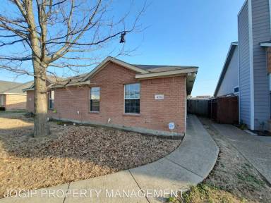 Main picture of 4715 Clover Haven St