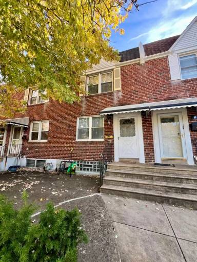 Main picture of 48 Orange Ave