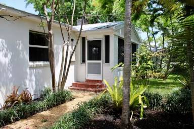 Main picture of 3211 Floral Ave