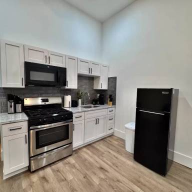 Main picture of 2809 3rd St