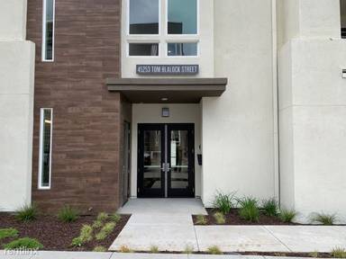 Main picture of 45253 Tom Blalock St