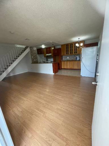 Main picture of 422 Caribrook Way