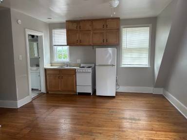 Main picture of 15 Peyton St