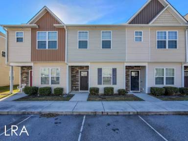 Main picture of Townes at Holly Ridge