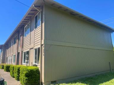 Main picture of 4265 State St