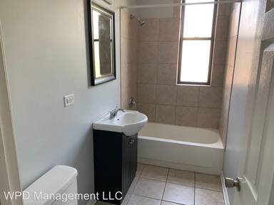 Main picture of 6957 S Wabash Ave