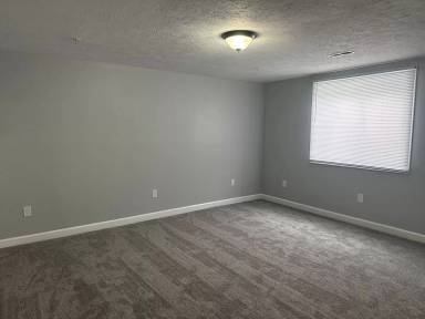 Main picture of 620 Garvey Ln