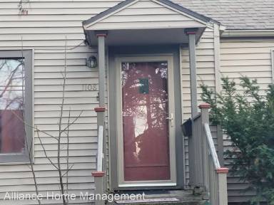 Main picture of 1108 Logan St