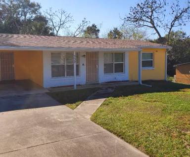 Main picture of 332 W Ella J Gilmore St