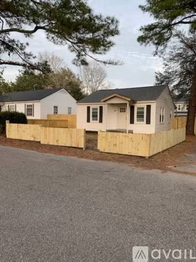 Main picture of 5534 Blackwell Ave
