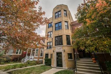Main picture of 2735 N Francisco Ave