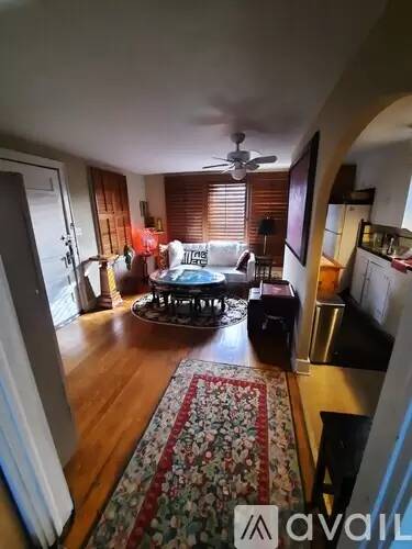 Main picture of 710 NW 32nd St