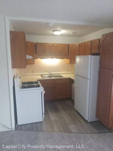 Main picture of 619 S Walnut St