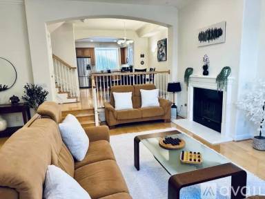 Main picture of 4106 W Kling St