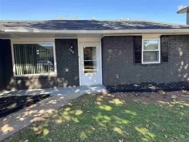 Main picture of 158 SW 69th St