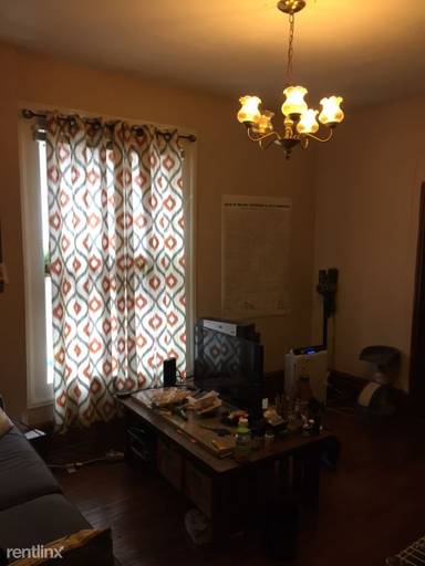 Main picture of 1996 N High St