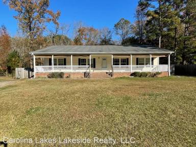 Main picture of 65 Country Walk Ln